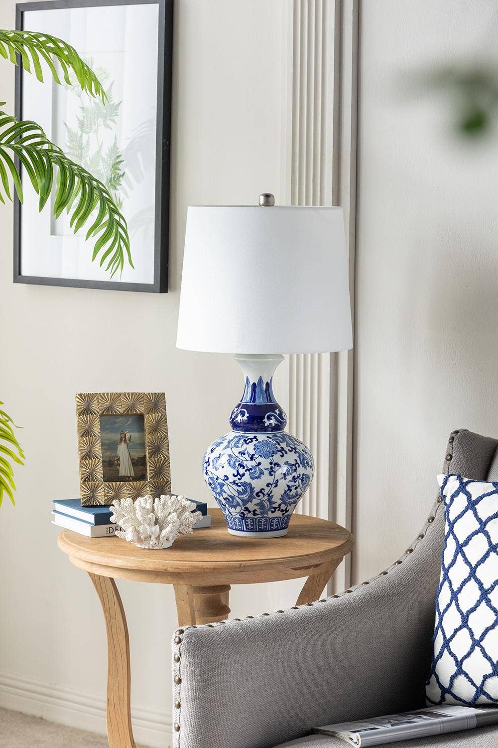 A&B Home Group Inc. - Wholesale Accent/Desk Lamp - D14x27.5" Blue and White Round Ceramic Vase Lamp6
