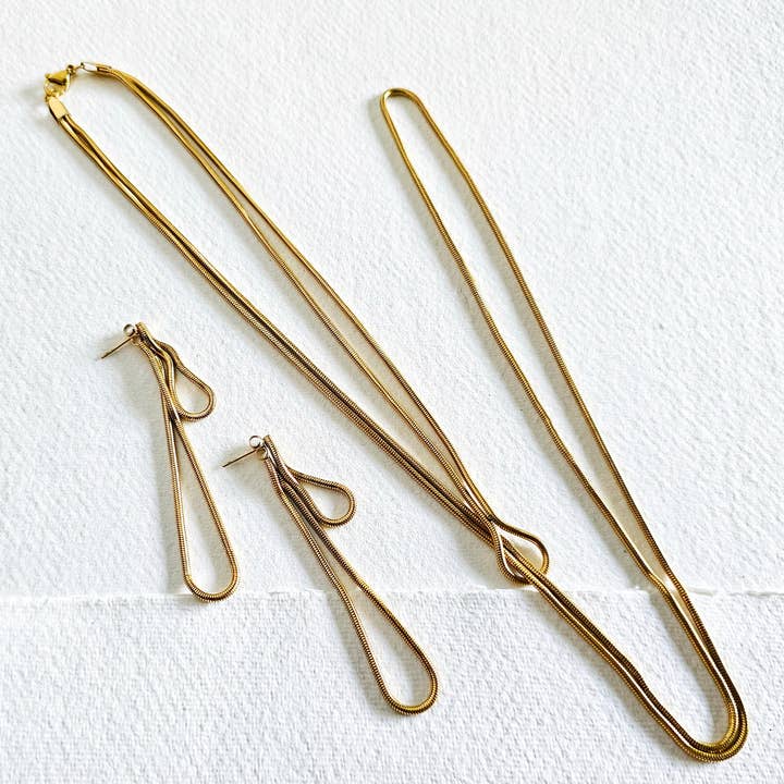 Collar con forma de lazo y aros dobles con cadena en forma de serpiente para venta al por mayor de Bisjoux