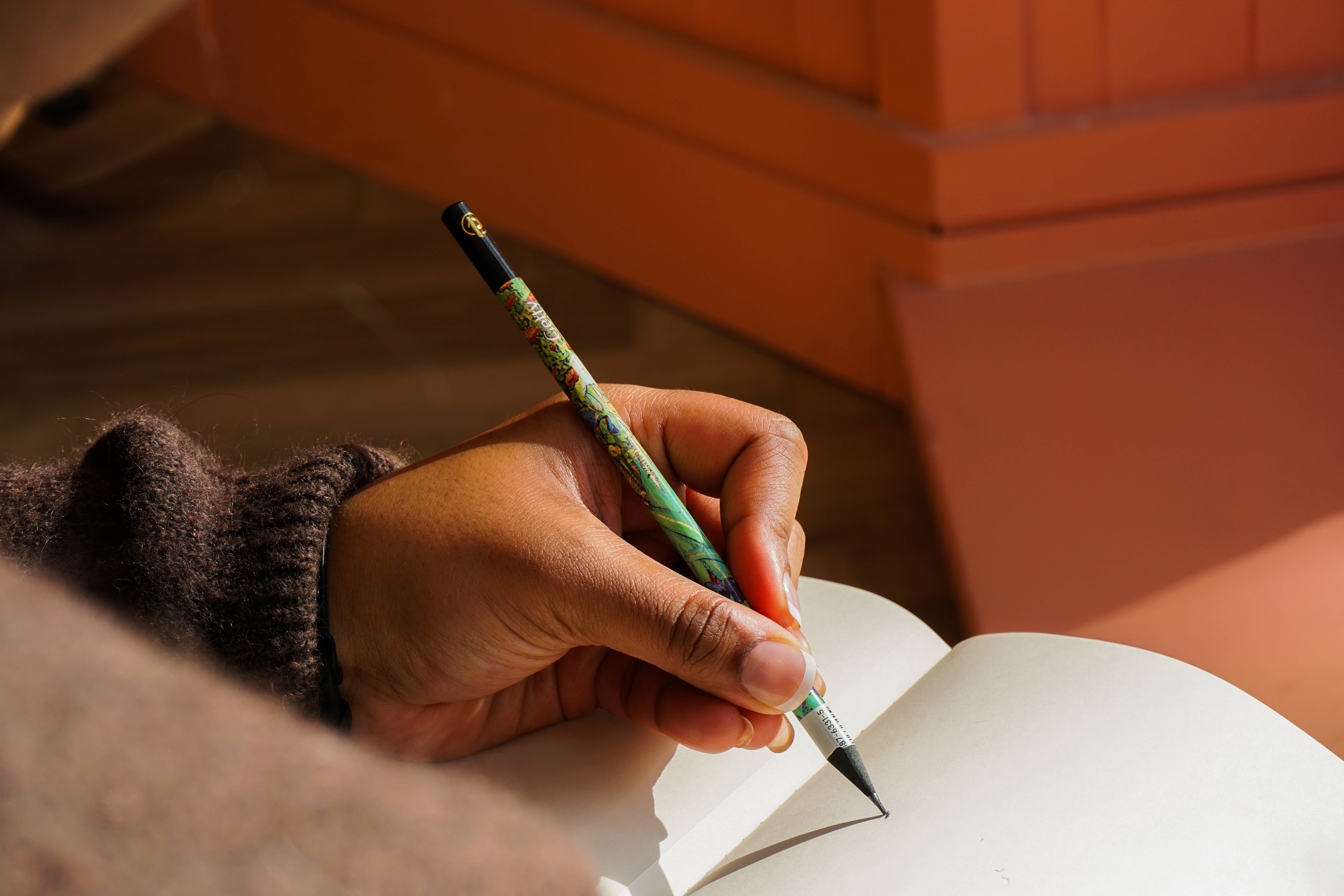 Chronicle Books - Wholesale Pencil - Paperblanks Van Gogh's Irises 4-Pack Pencils2