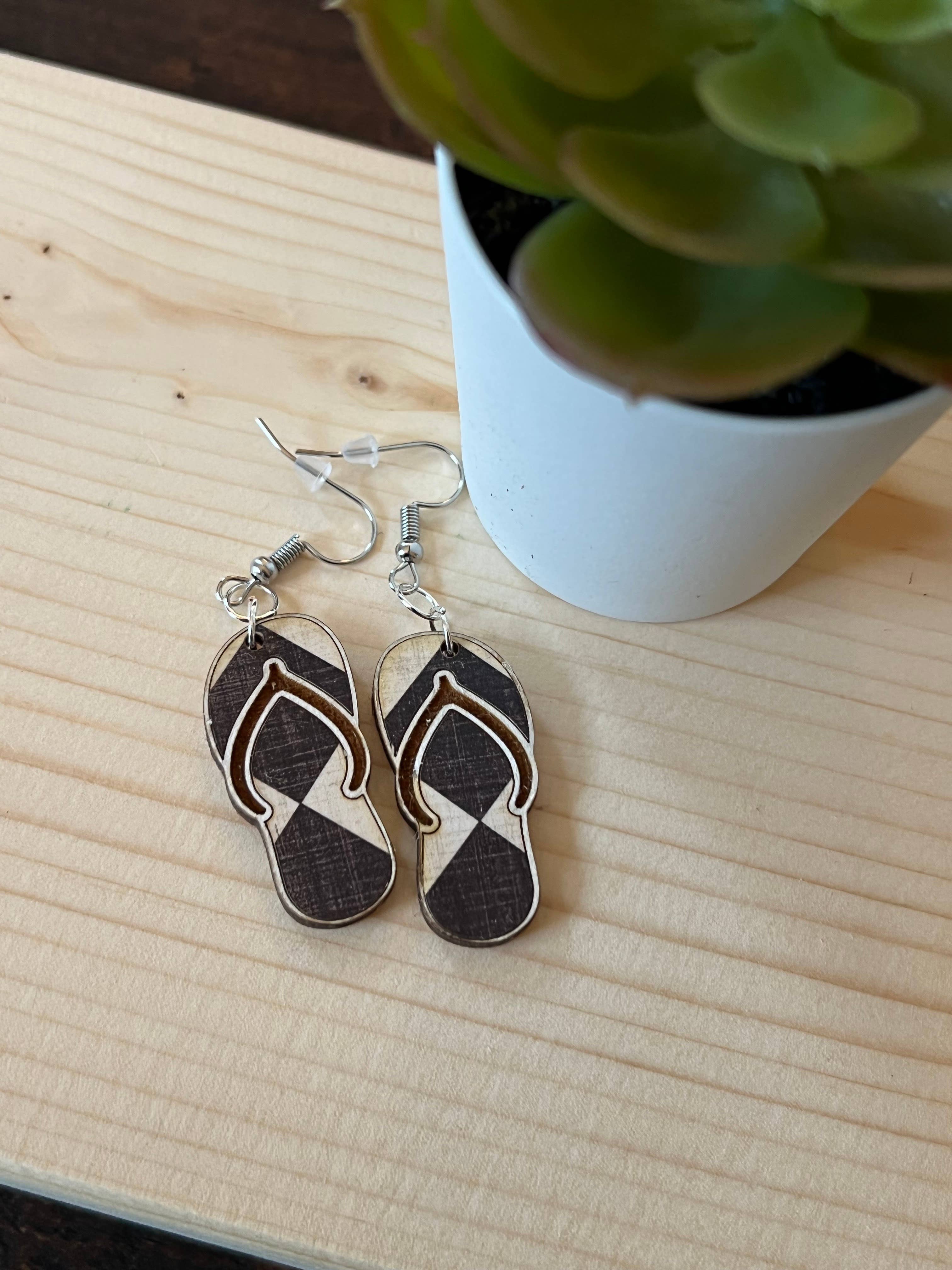 Suchfungoods - Wholesale Dangle Earrings - flip flop dangles2
