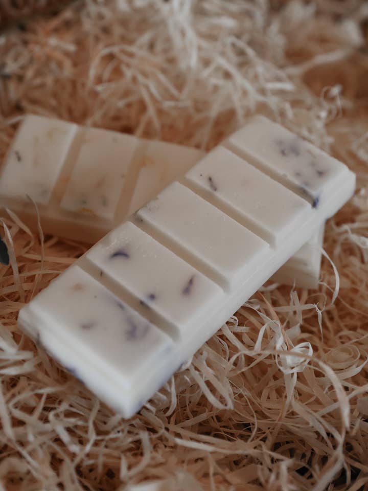 8 Lucky Dip Wax Melts for wholesale by Little Moments Melts