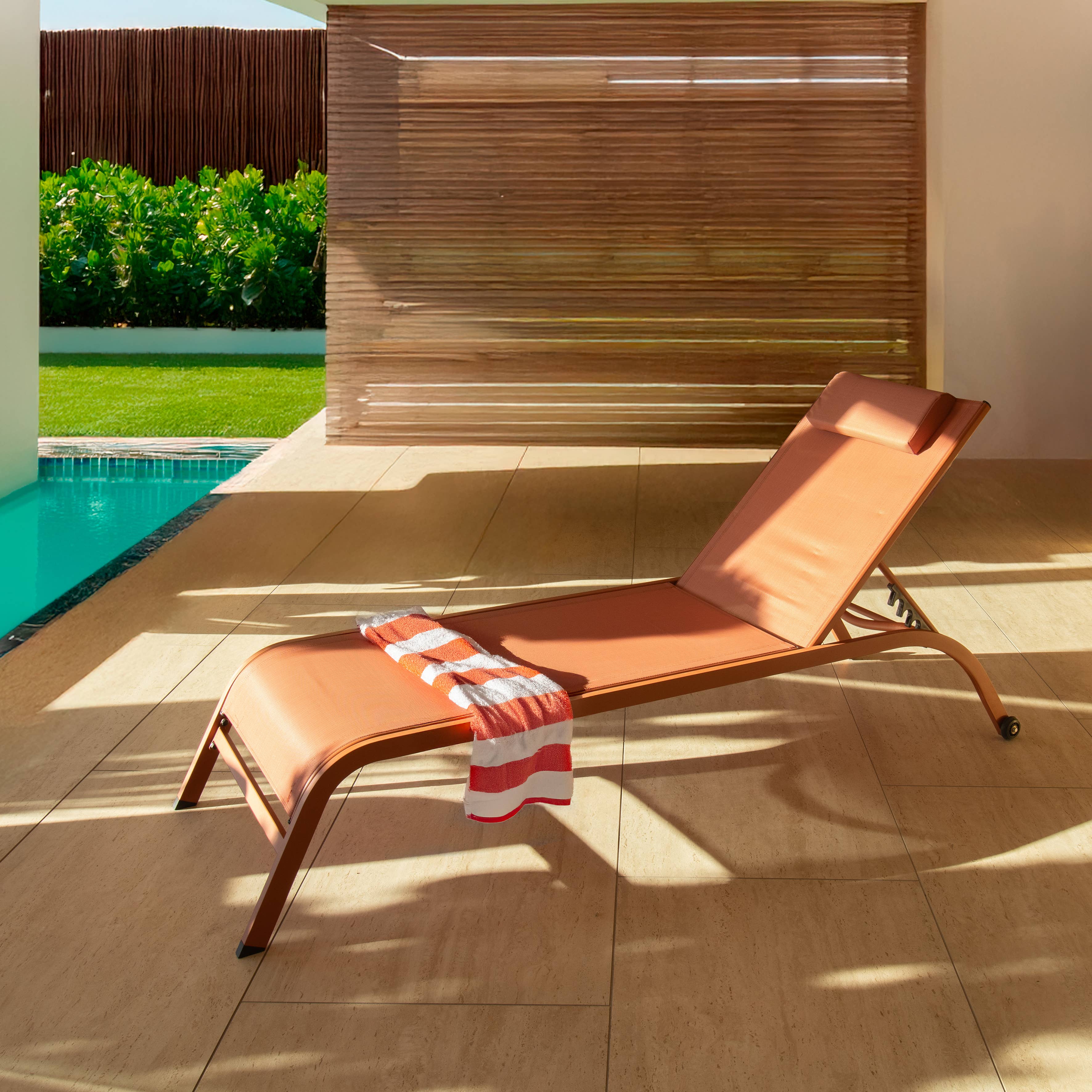 Now's Home - Wholesale Chaise Lounge - SET OF 2 SUN LOUNGERS IN STEEL AND CORAL TEXTILENE NAPOLI1