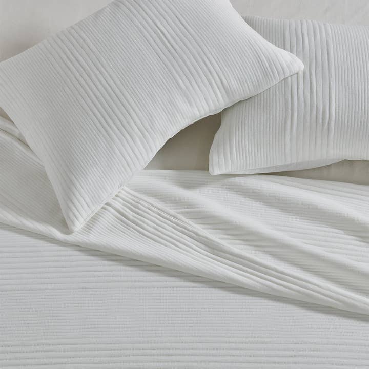 BH Collective - Wholesale Bedding Set - Quilt & Sham Set - Soft, Jersey Knit - Natalie Collection22