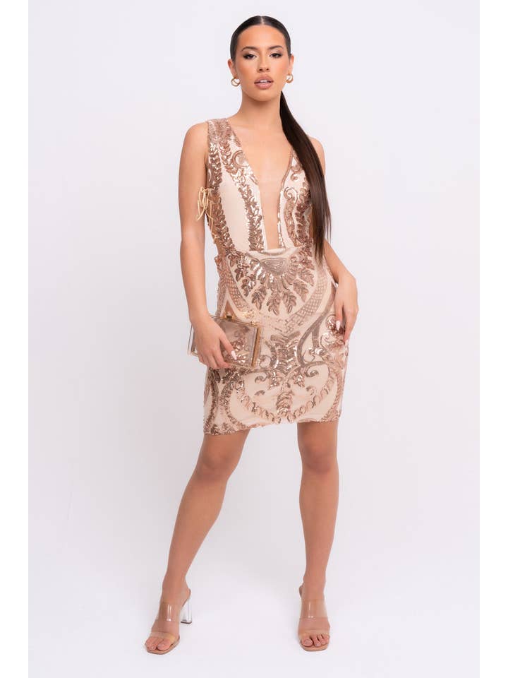 Nazz Collection Clothing Ltd - Venta al por mayor Vestido - Mujer - Forever Gold Luxe Vestido con adornos de lentejuelas ilusión profunda con lazo lateral