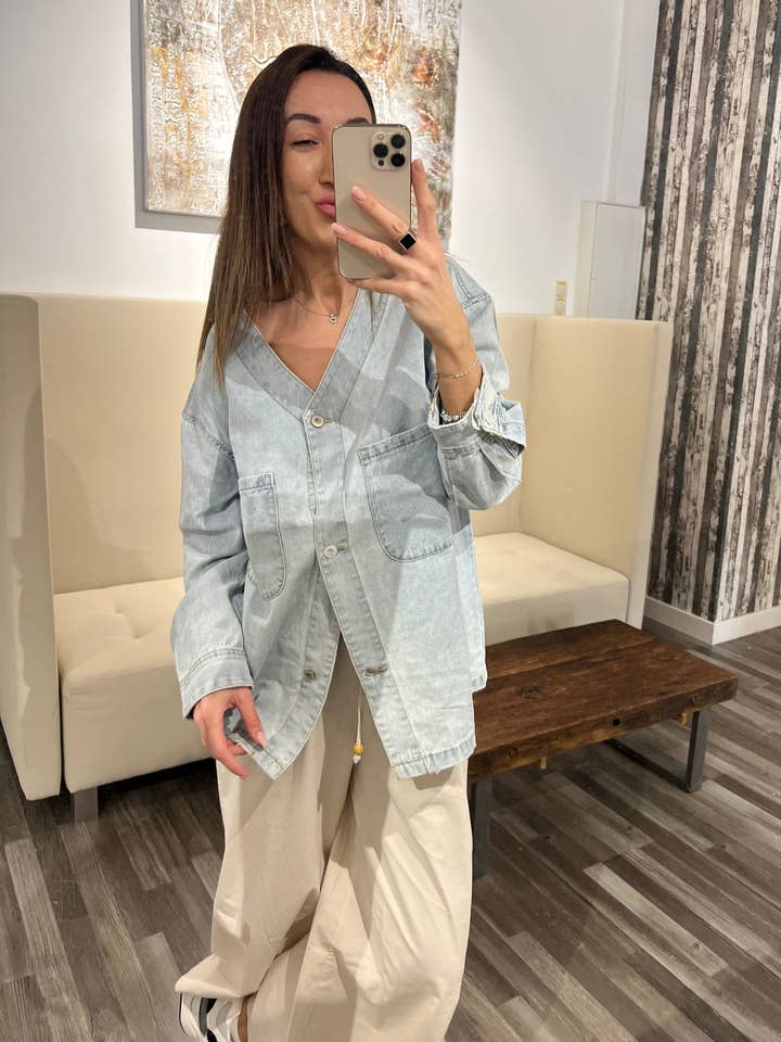 Veste Vpalila pour la vente par V. Milano GmbH