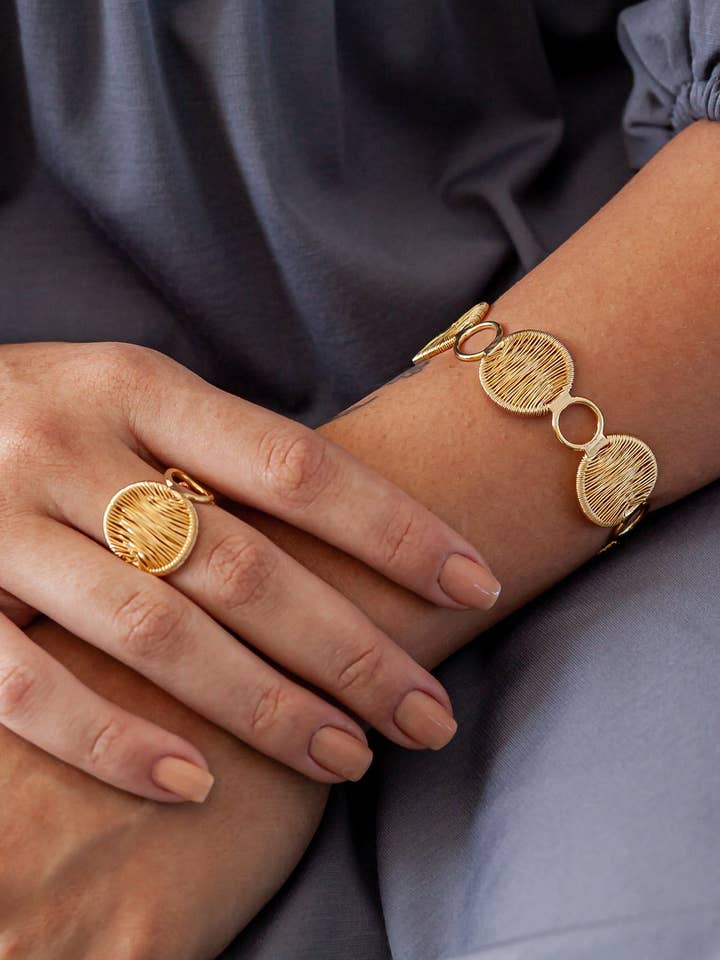 Armband met beugel en cirkel voor wholesale door We R Brand