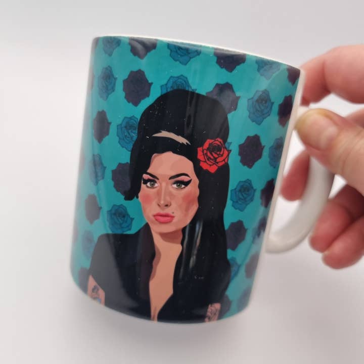 Sabi Koz - Wholesale Coffee Mug - Amy Winehouse Mug - Blue Roses6