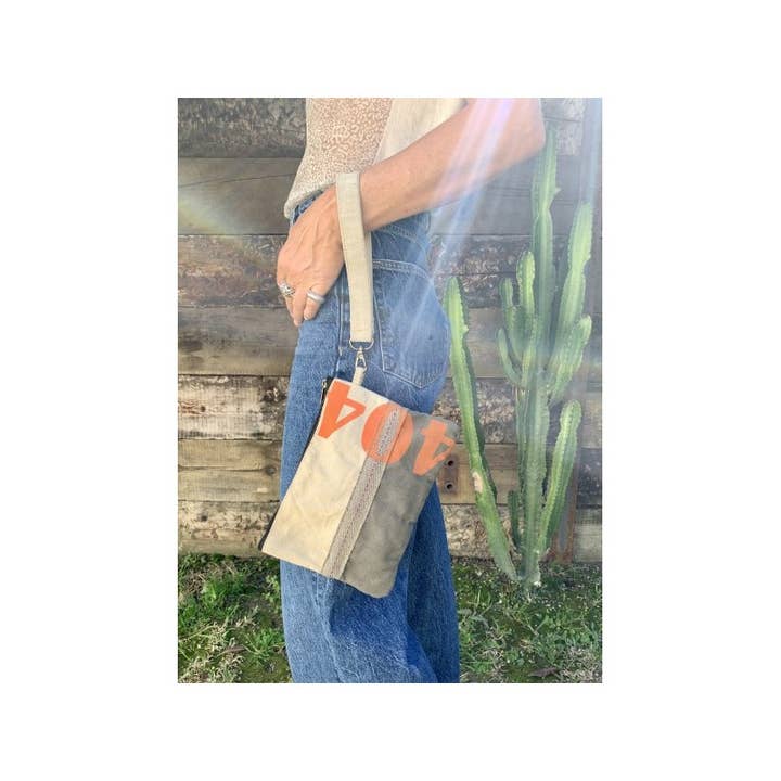 Casa Natura Design SL - Wholesale Clutch Bag - Women's - MEGAN PG45 Purse-Style Handbag3