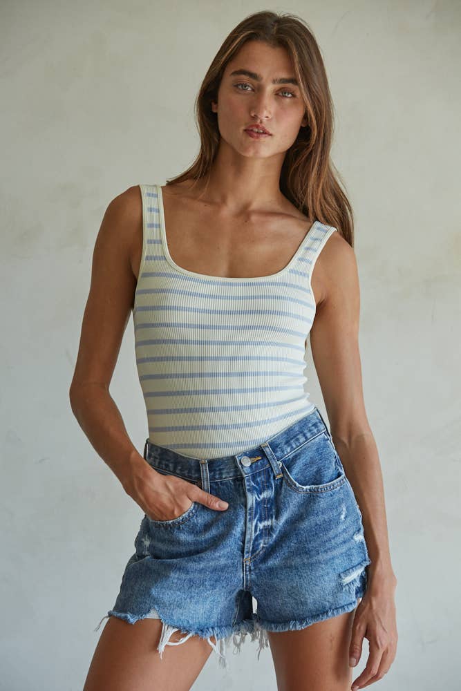 By Together - Wholesale Bodysuit - Dames - S1243N | Naadloos geribd bodysuit van gebreide nylon en spandex met vierkante hals12