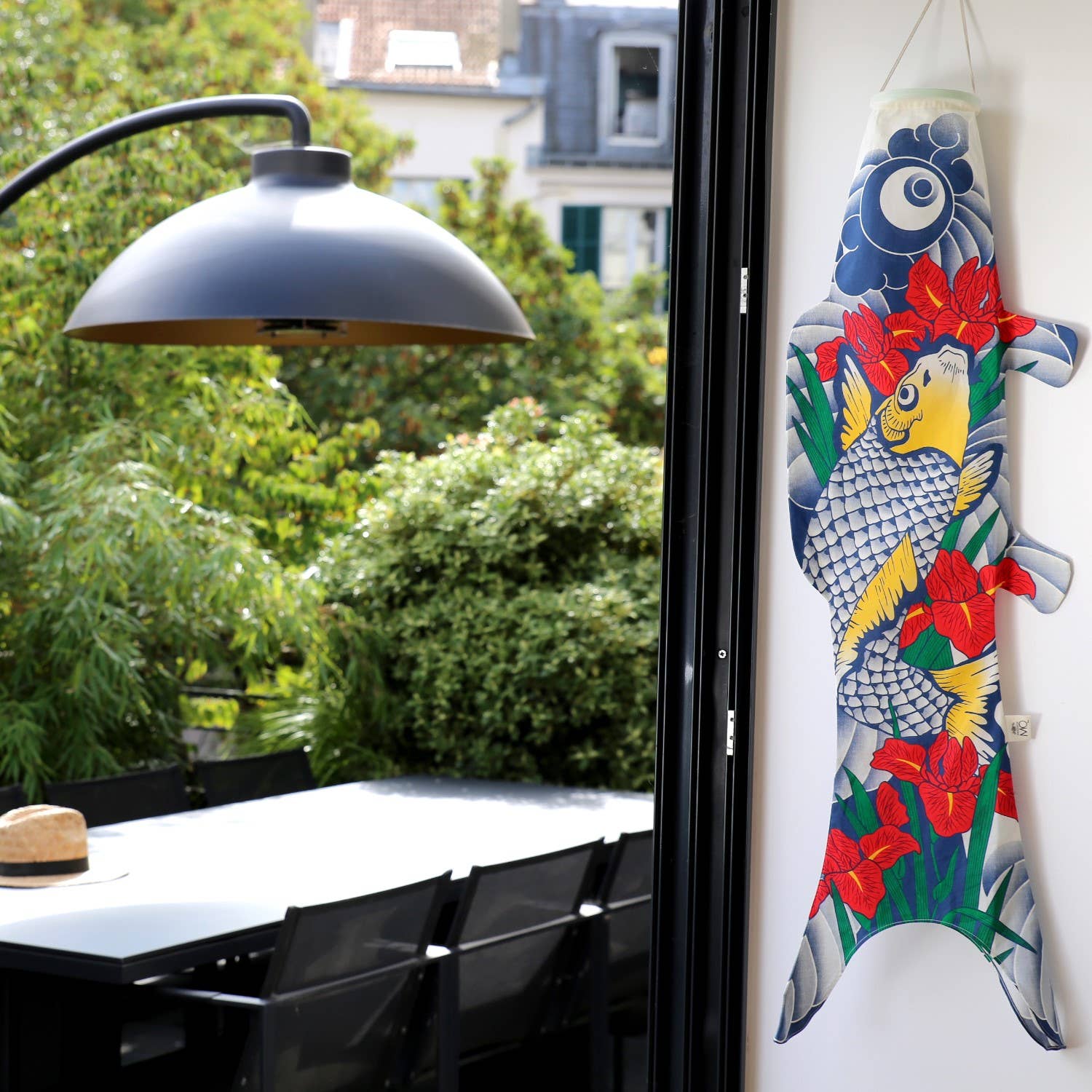 MADAME MO – Engroshandel 3D-vægkunst – Tattoo Carp Koinobori - unik vægdekoration (M)1