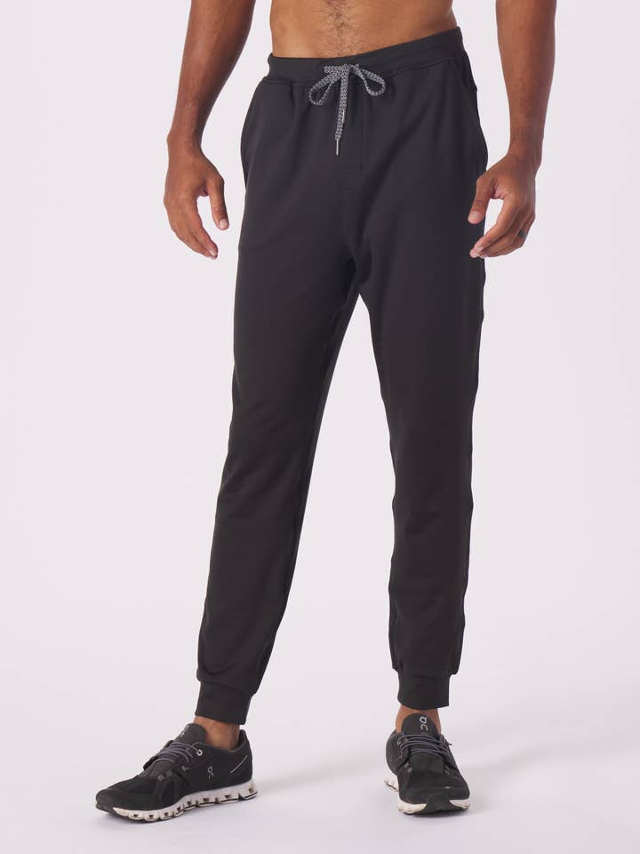 Medalist Jogger: Black for wholesale by Glyder