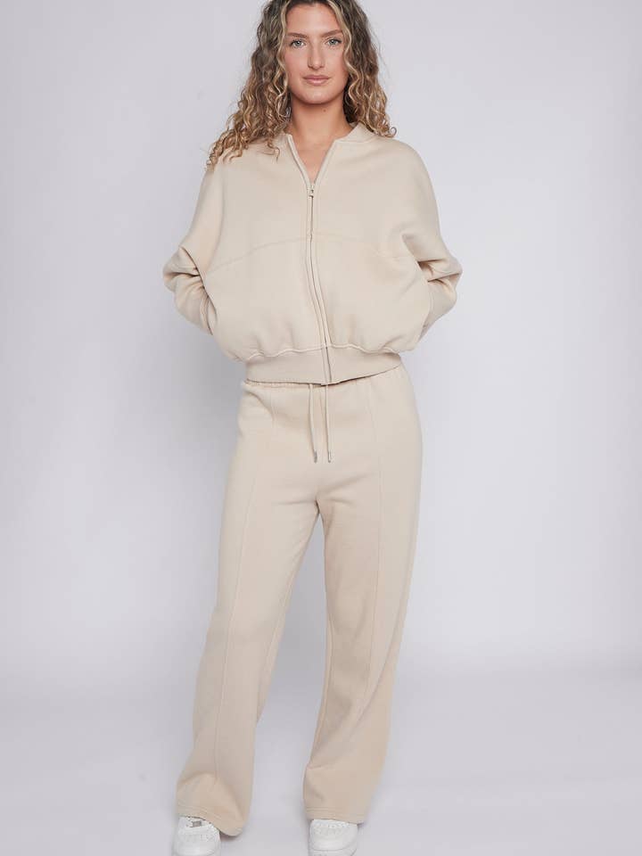 AX Labels - Wholesale Top & Pant Set (NOT Loungewear) - Women's - Oversized Bomber Style Fleece Zipper Co-ord42