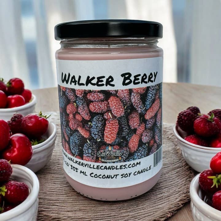 Candela Eco-Friendly al Cocco e Soia da 12 oz Walker Berry per la vendita all'ingrosso da parte di Walkerville Candles