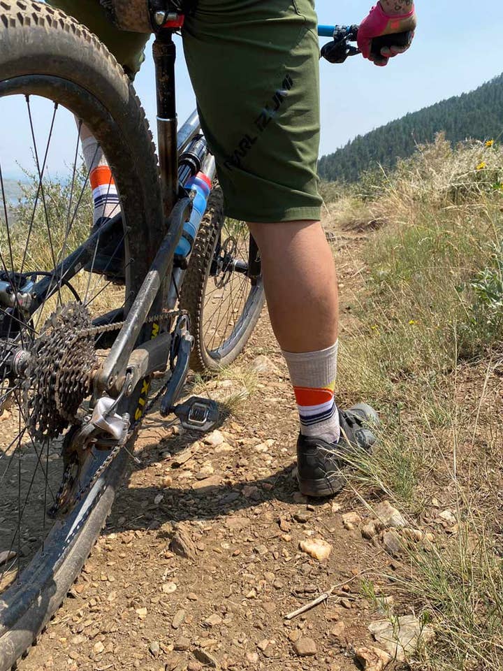 Akinz - Wholesale Socks - Unisex - Sundowner Performance Wool Sock2