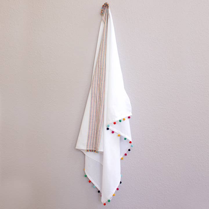 Couverture rayée festive textile pour la vente par Kara Weaves