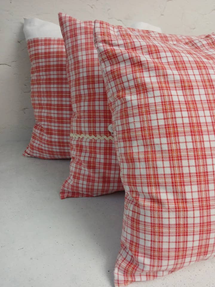 Landhuis Kussen Rood-Wit voor wholesale door apfelgrün zum Anziehen