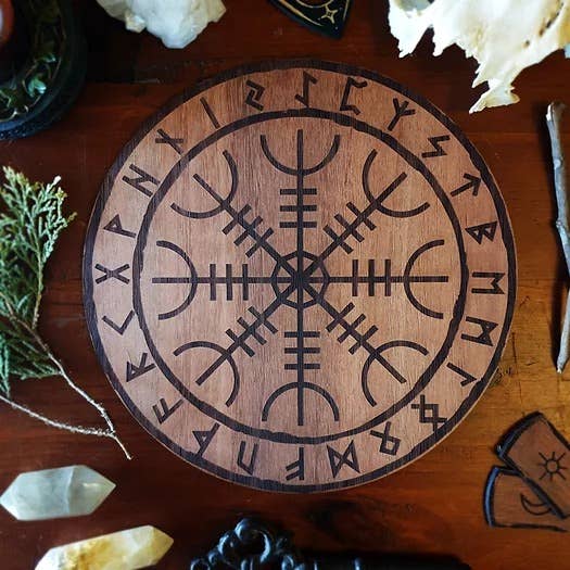 Yiska Designs - Wholesale Decorative Tabletop Object - Helm of Awe (Aegishjalmur) Altar Tile1