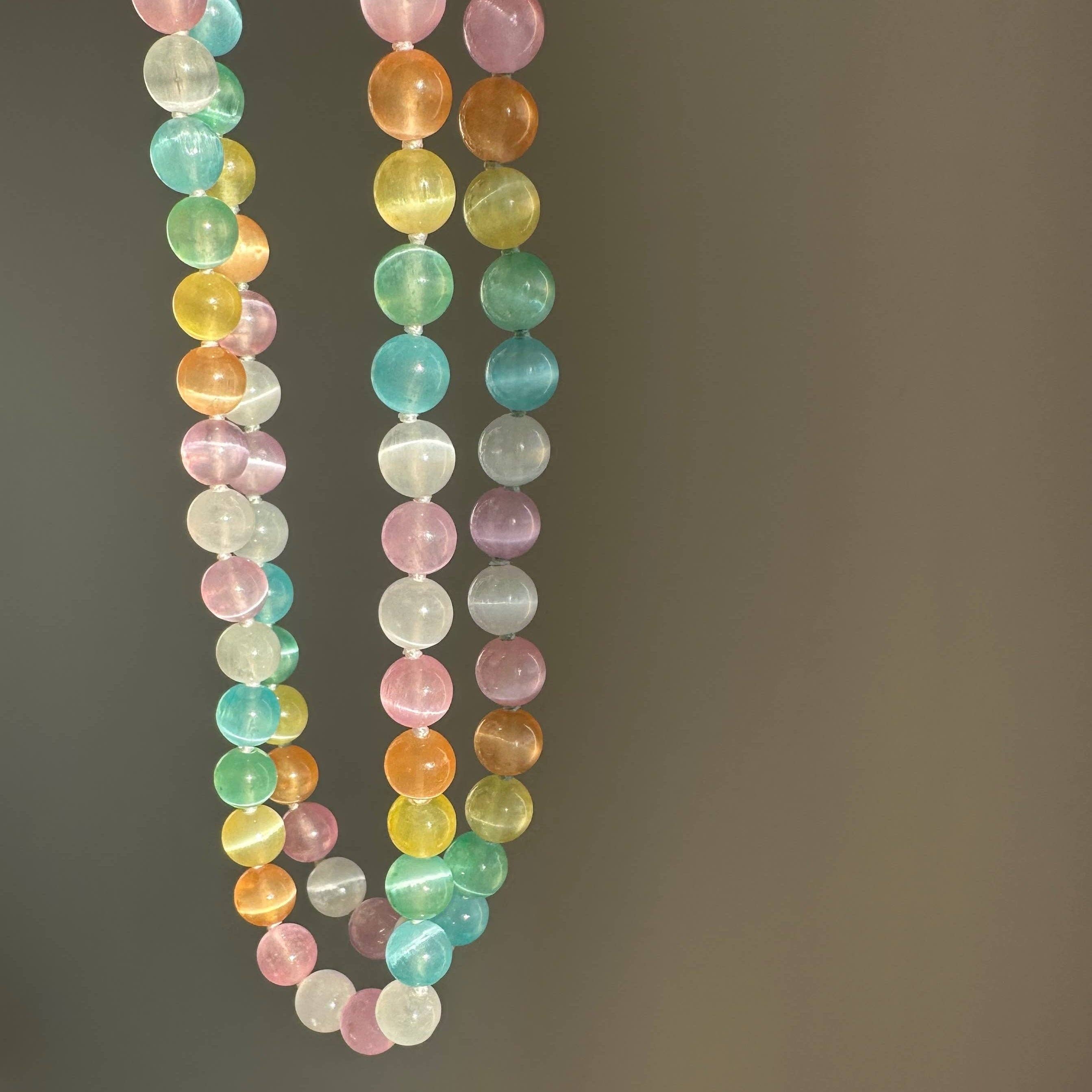 Anokhi Green | Handmade Gemstone Jewelry – Großhandel Perlenkette – Kristallkette|Selenit-Katzenauge|Sommer-Pastell-Perlenschmuck5