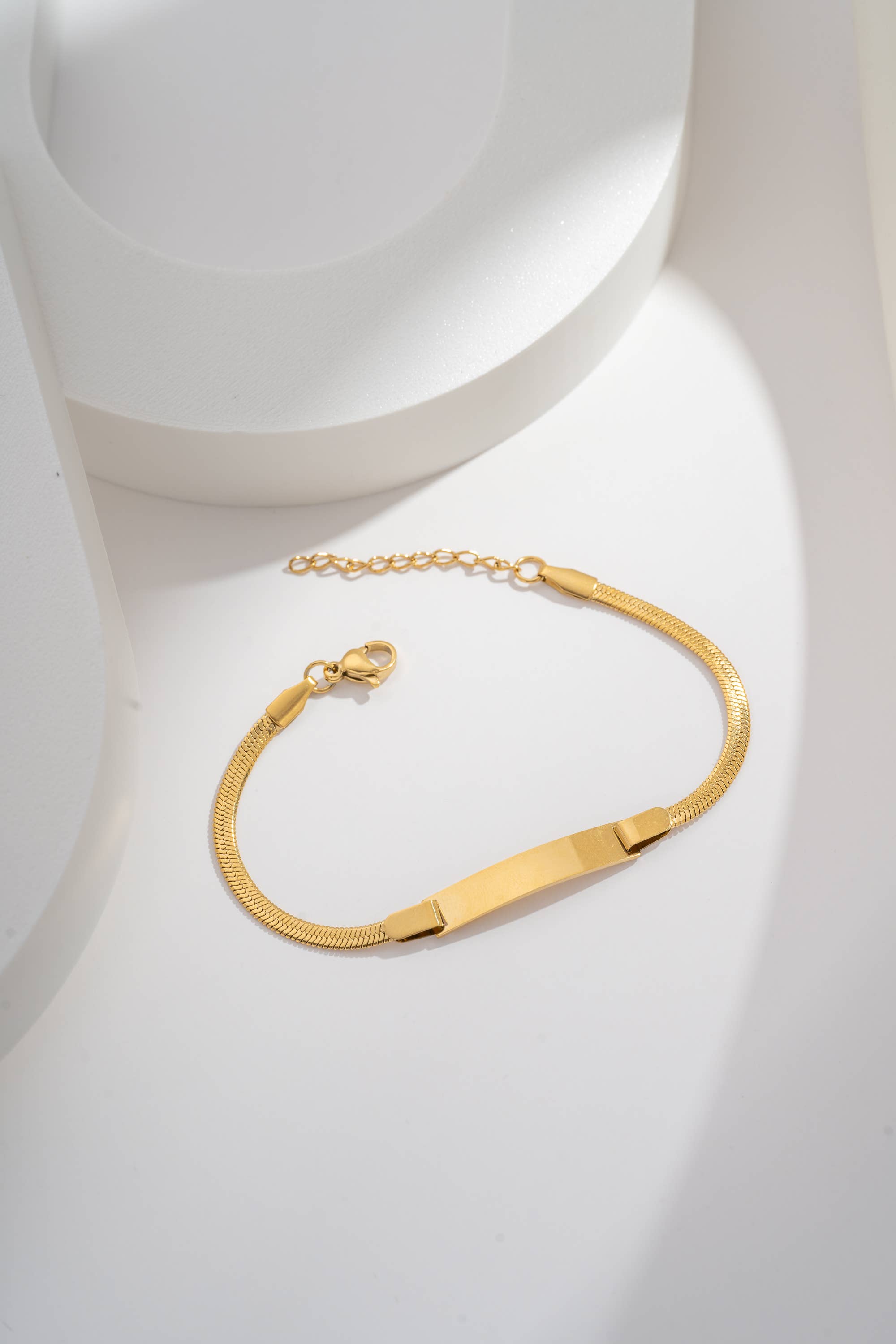 COSMOS - Wholesale Link & Chain Bracelet - Flat link bracelet with customizable steel plate0