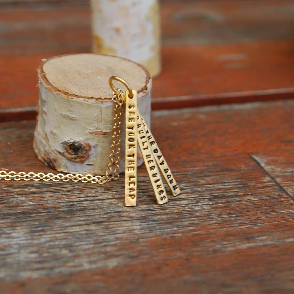 Chocolate and Steel - Vente Colliers à pendentif - Collier avec citation She Took the Leap4