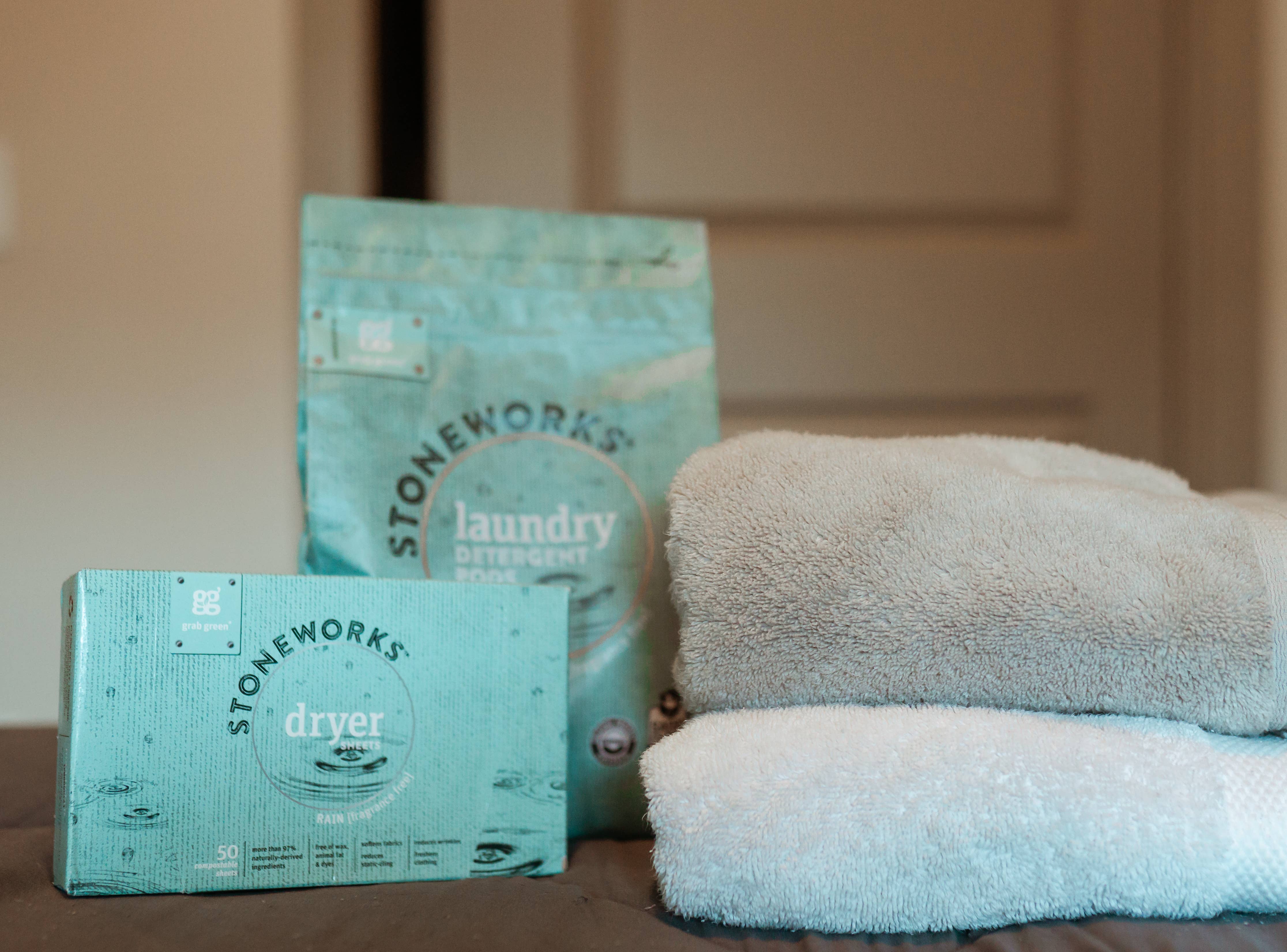 Grab Green - Wholesale Dryer Balls - Stoneworks Compostable Dryer Sheets, Frag Free, 80 sheets10