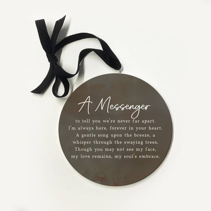 A Messenger Cardinal Ornament for wholesale by Kendrick Home