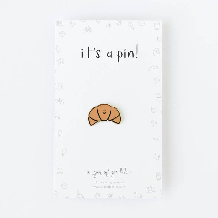Broche Croissant pour la vente par A Jar Of Pickles