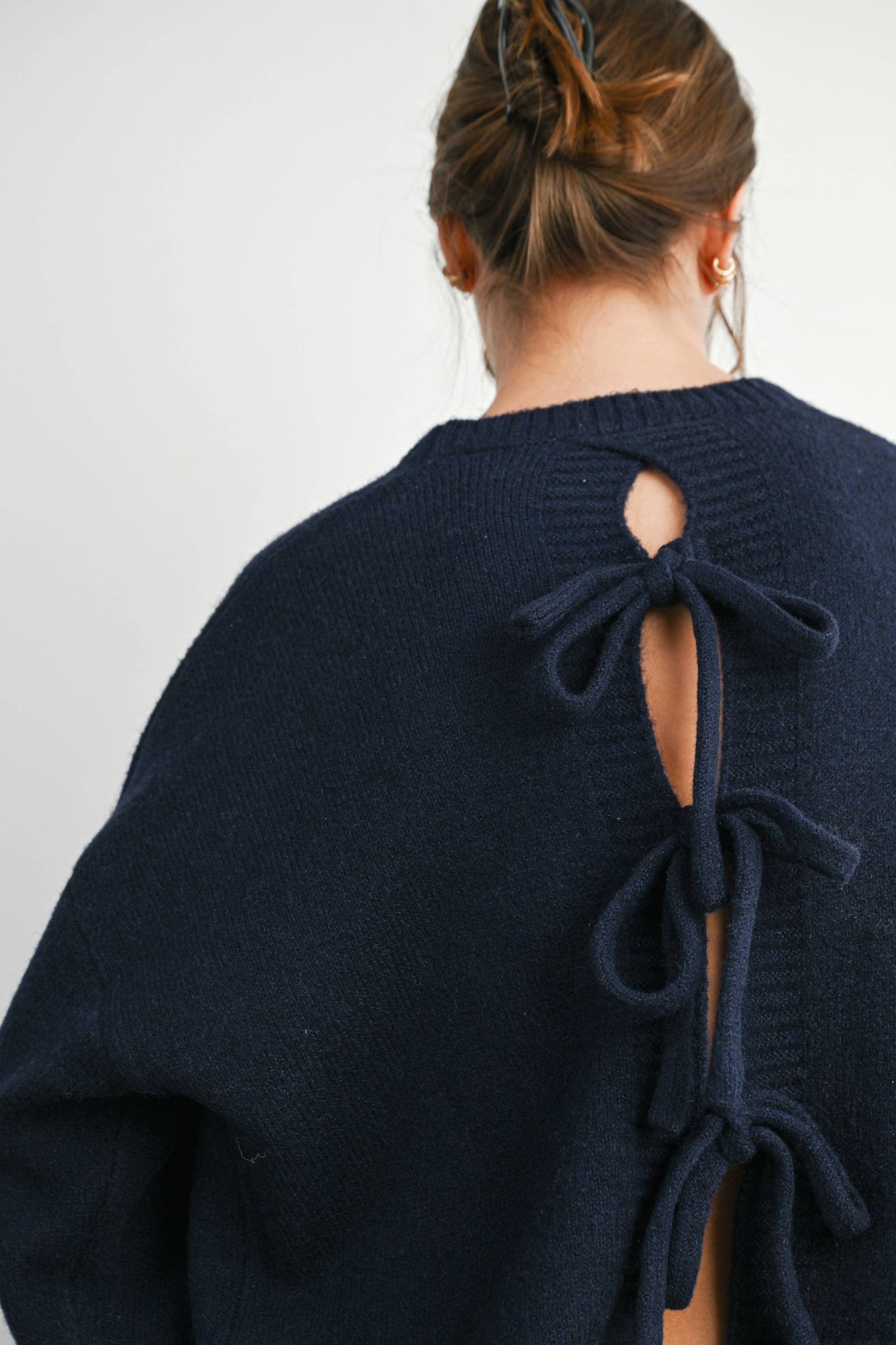 BUTTERMELON - Wholesale Knit Sweater - Women's - Tie-back Sweater - BMW781538