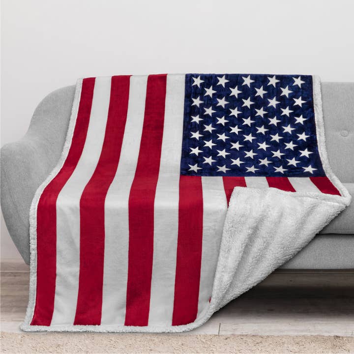 US Flag Patriotic Throw Blanket for wholesale on Faire1