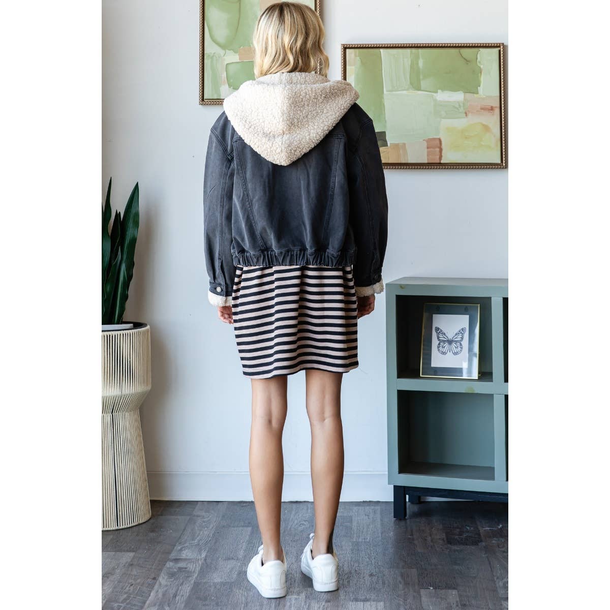 Veveret - Wholesale Denim Jacket - Women's - Faux Sherpa Hooded Denim Jacket 6