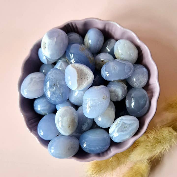 Moonlight Gemstones - Wholesale Spiritual Stone/Crystal - Gemstone Druzy Blue Lace Agate Hand Stones (3-5 cm) Tumbled Stones / Palm Stones