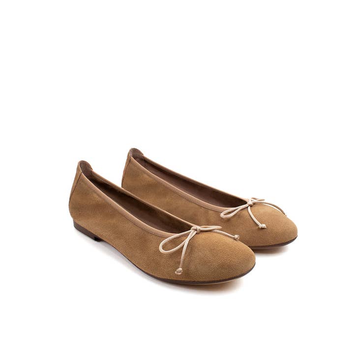 Menina Step - Wholesale Flats - Women's - Sofia Elastic Camel. Made in Spain. BP391
