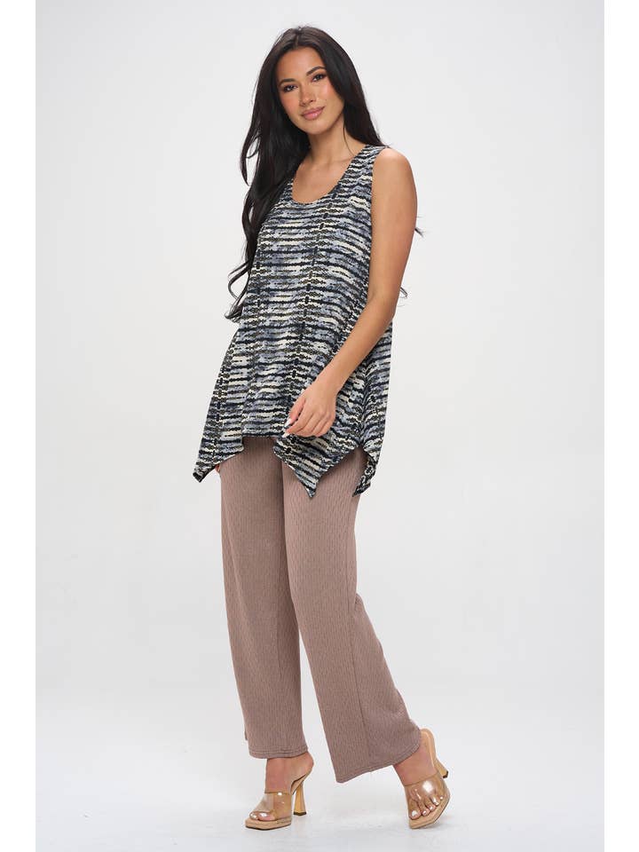 Jostar - Wholesale Tunic - Women's - HIT Shark Bite Hem Tank-257HT-TRP1-W421