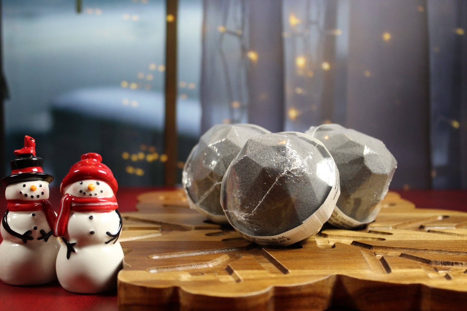 Wicked Bubbles LLC - Wholesale Bath Bomb/Fizz - Bath bomb - 5.5 oz - Lump of Coal3