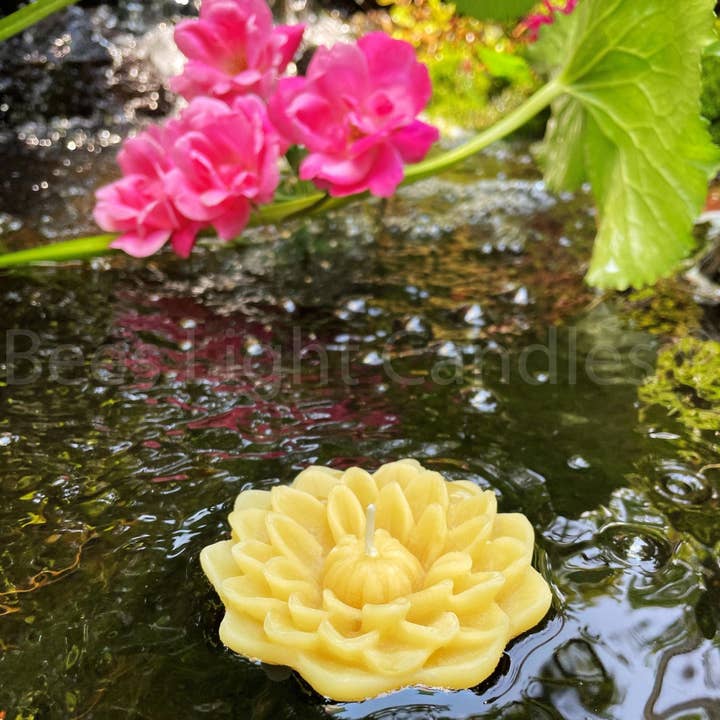 Exquisite Flower Floating Beeswax Candle for wholesale by Bees Light Candles