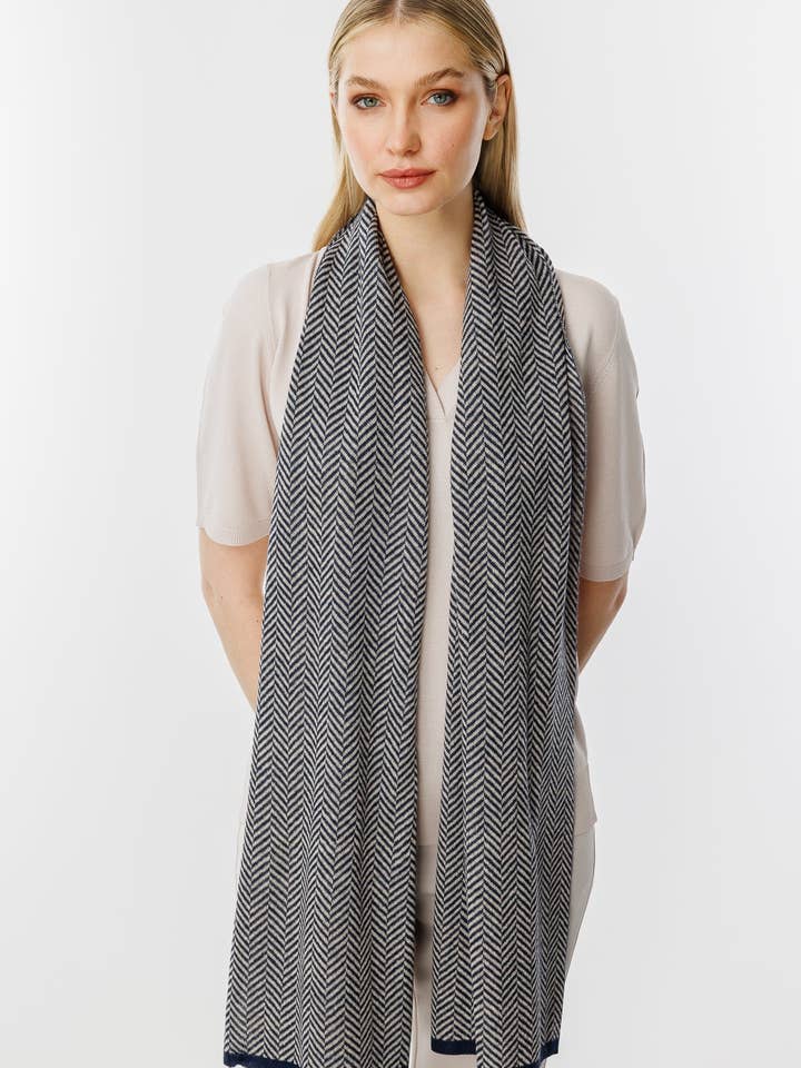 CHÂLE LYCIA MARINE-BEIGE pour la vente par Mohair&Angora