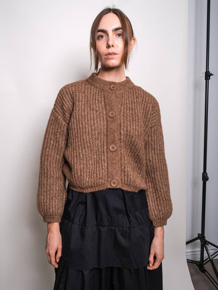 et Tigre - Wholesale Cardigan - Women's - Olivia Cardigan in Heather Brown2