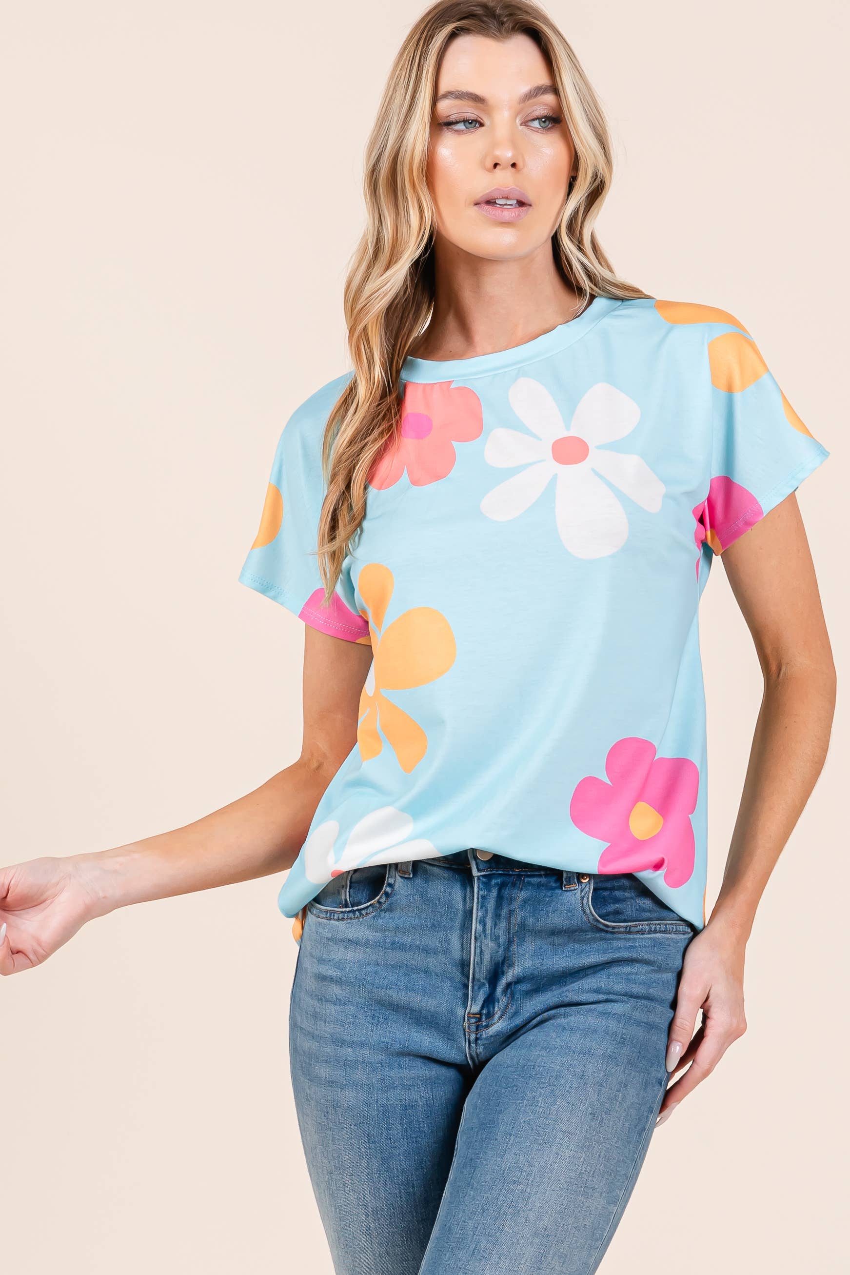 BOMBOM - Wholesale T-Shirt - Women's - TA2192 Boho Floral Print Tee1