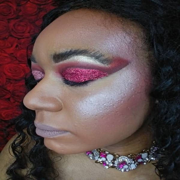 Elise Pink - Wholesale Eyeshadow Palette - Glitter Eyz Eyeshadow Palette with Rhinestones