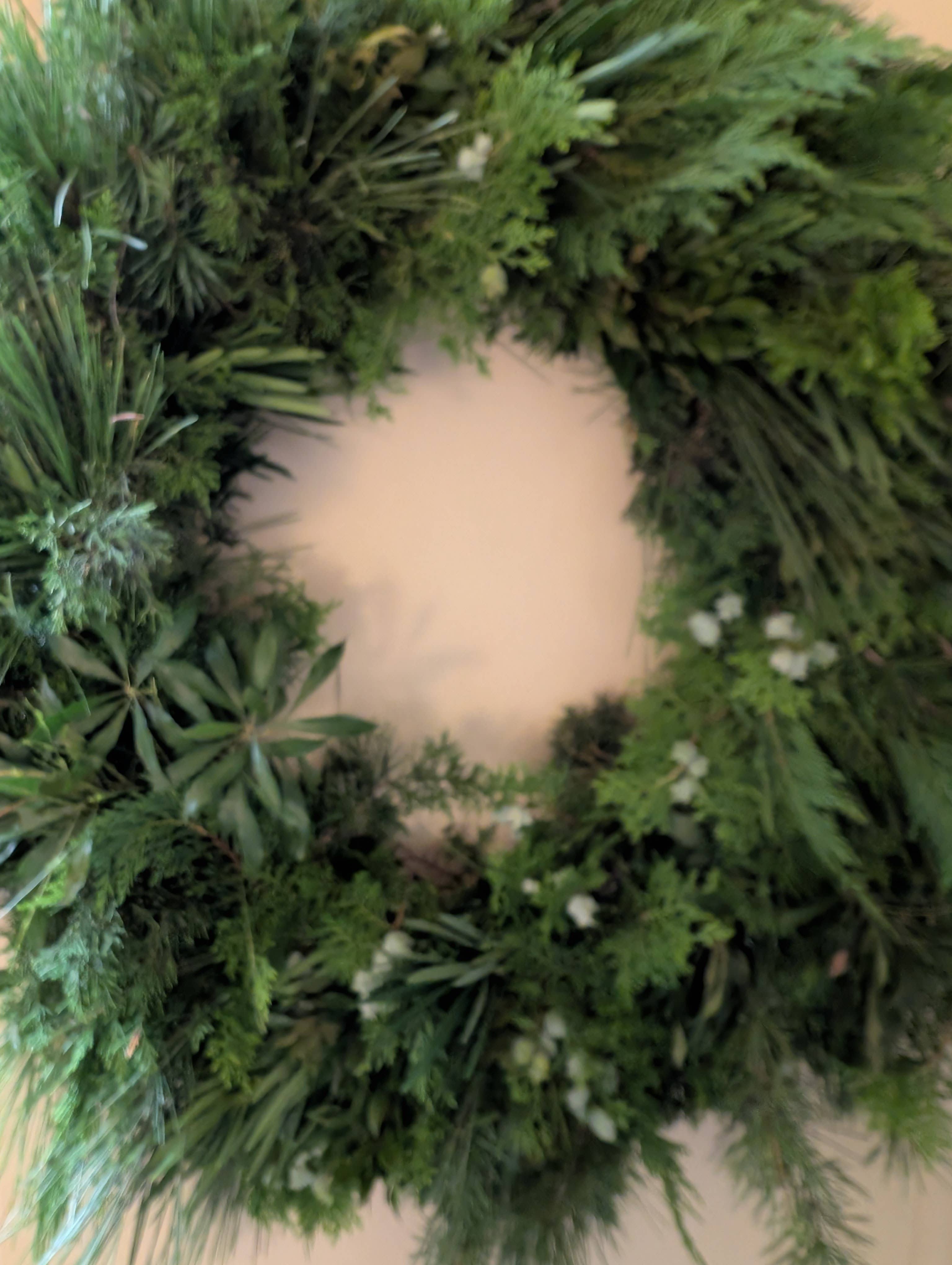 Lucknow Southern and Company - Vente Couronne - La couronne hivernale classique de Lucknow Southern Fresh Evergreens12