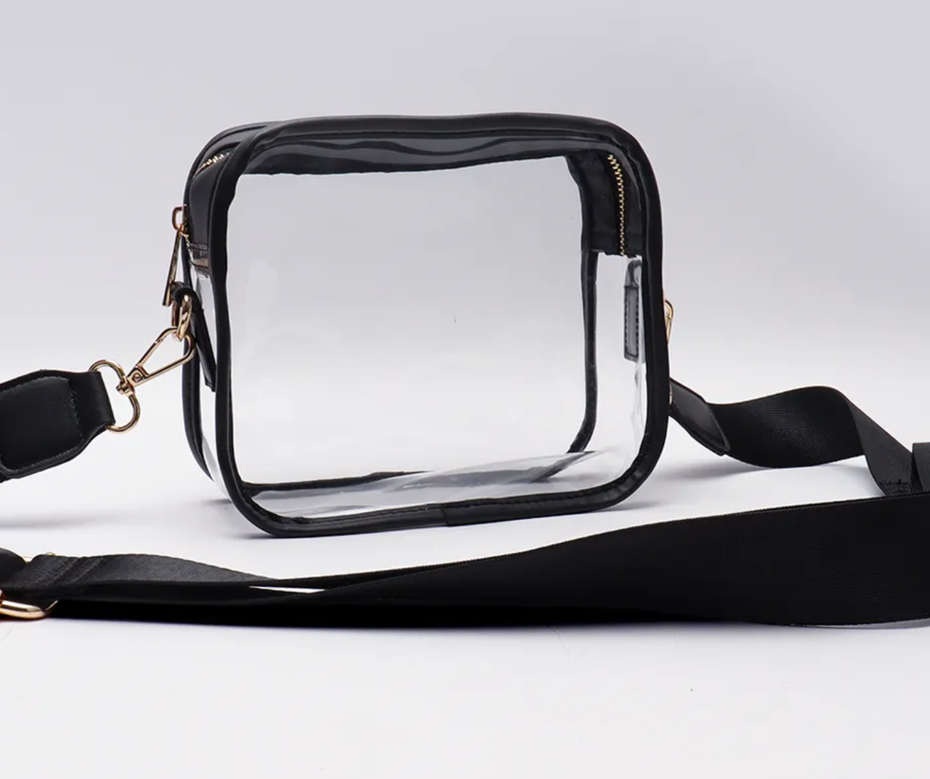 The Loki Shop – Engroshandel Crossbodytaske - Dame – Klar Crossbody pung stadion taske med justerbar rem1