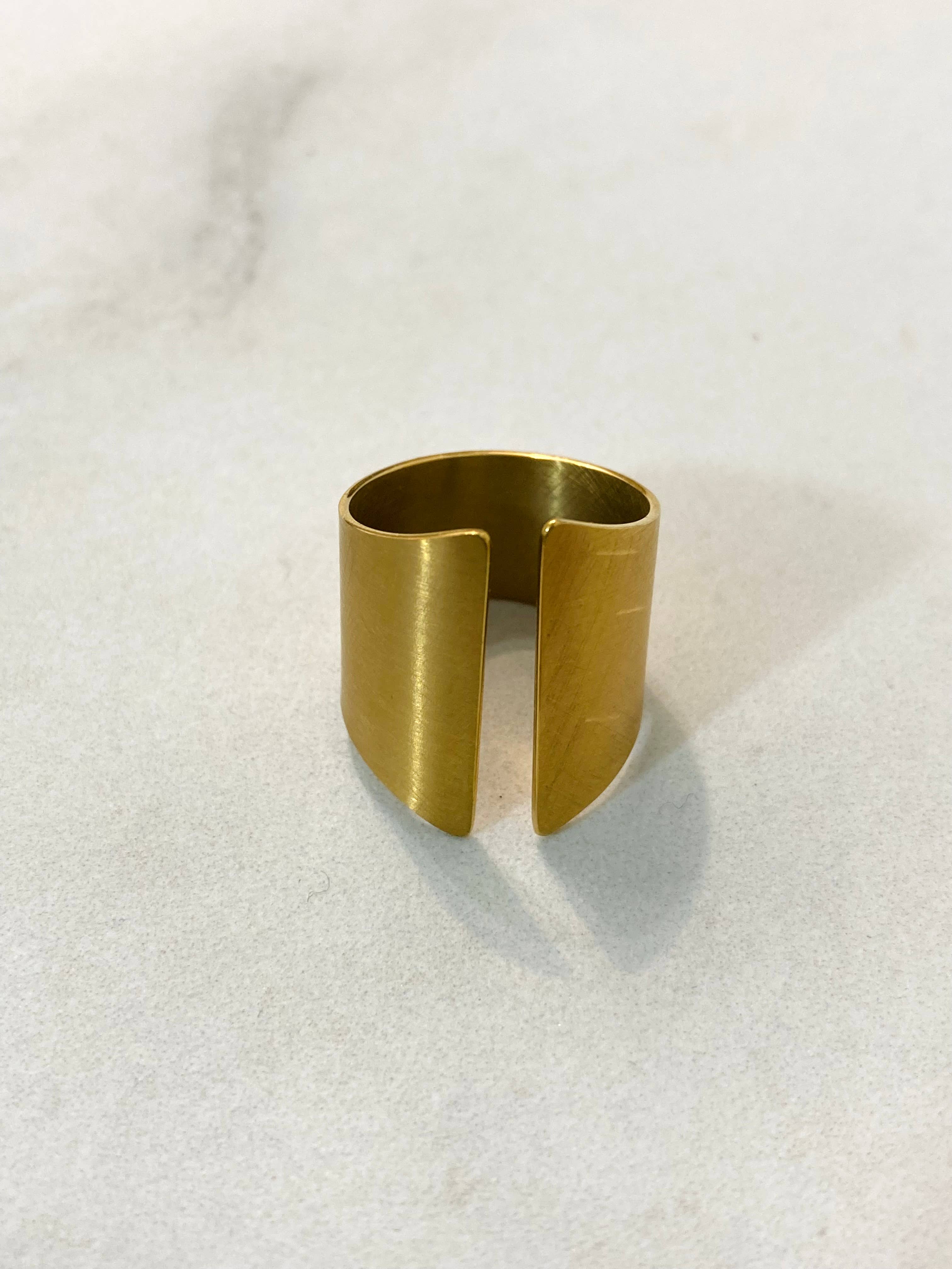 Cassette Barcelona – Großhandel Cocktail-/Statement-Ring – Armor Edelstahlring