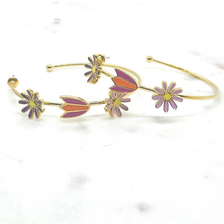 Orecchini a Cerchio Flower Pop per la vendita all'ingrosso da parte di QuayL Designs