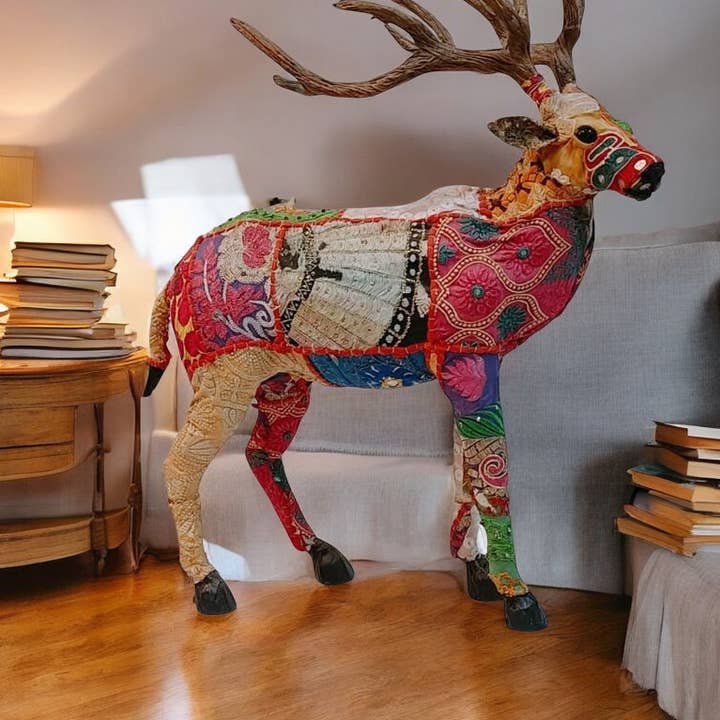 Something wild - Wholesale Decorative Figurine - STAGE