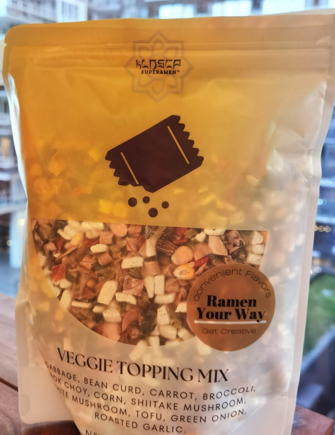 KLDSCP Foods - Wholesale Sauce - Veggie Mix, Dried Ramen Toppings - Ramen Toppers - 14 oz.1