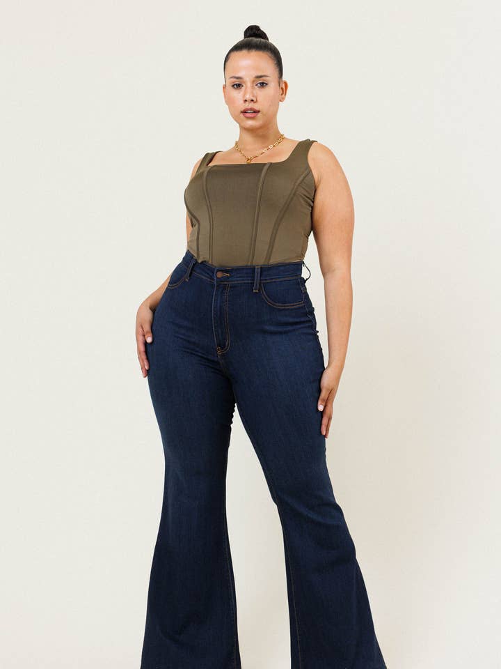 Vibrant M.i.U – wholesale Jeans – Women’s – Plus Tall Bell Flare Jeans0