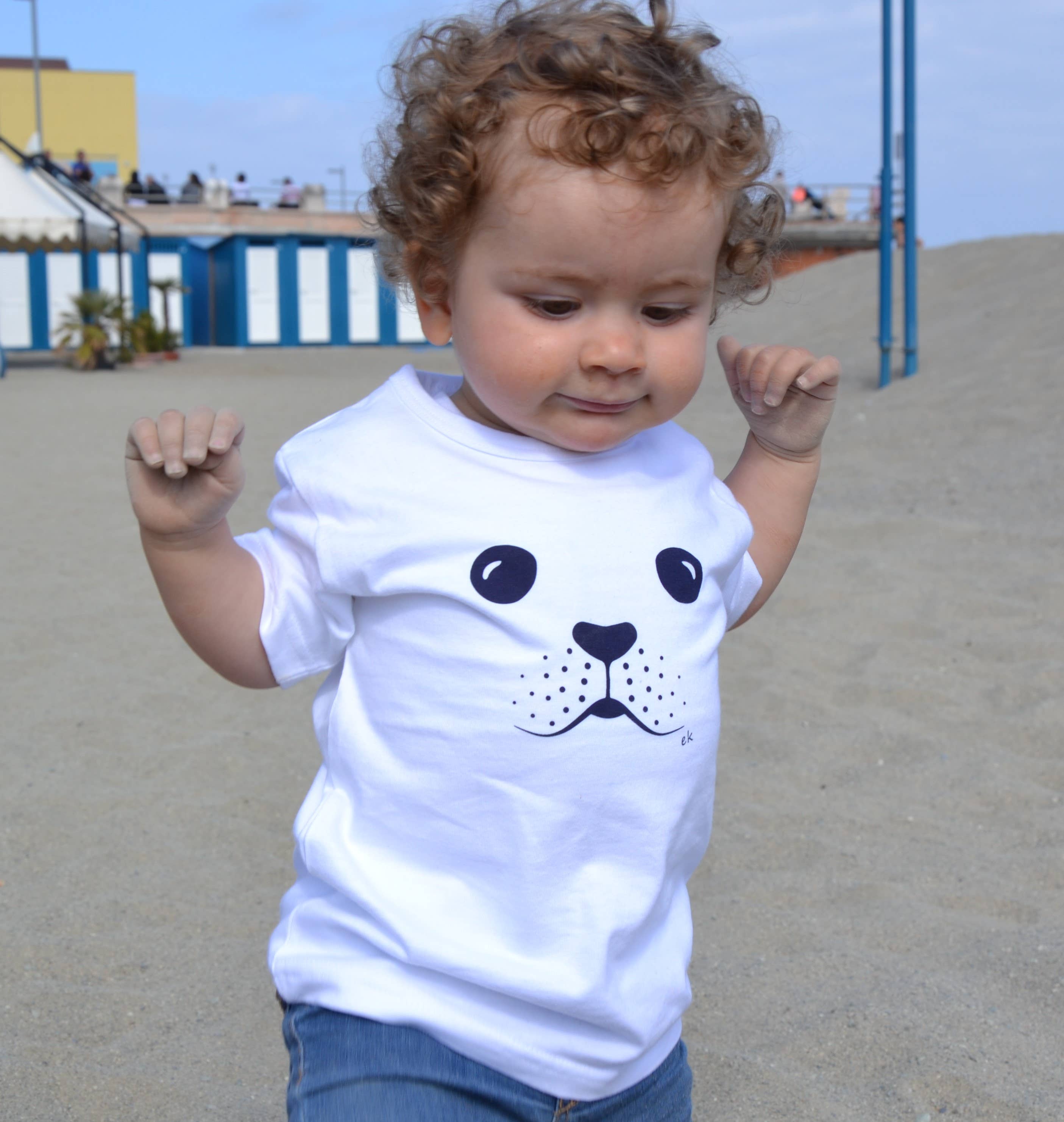 emmis klemmis - Wholesale Screen Printed T-Shirt - Kids - Organic Kids T-shirt Baby seal1