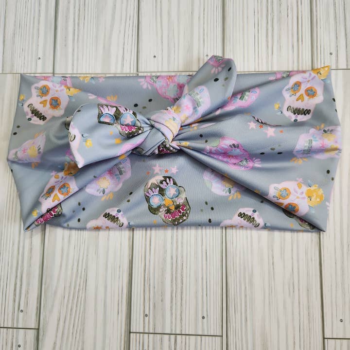 Teschi del Giorno dei Morti su fascia grigia per la vendita all'ingrosso da parte di The Nut 'n Bubs