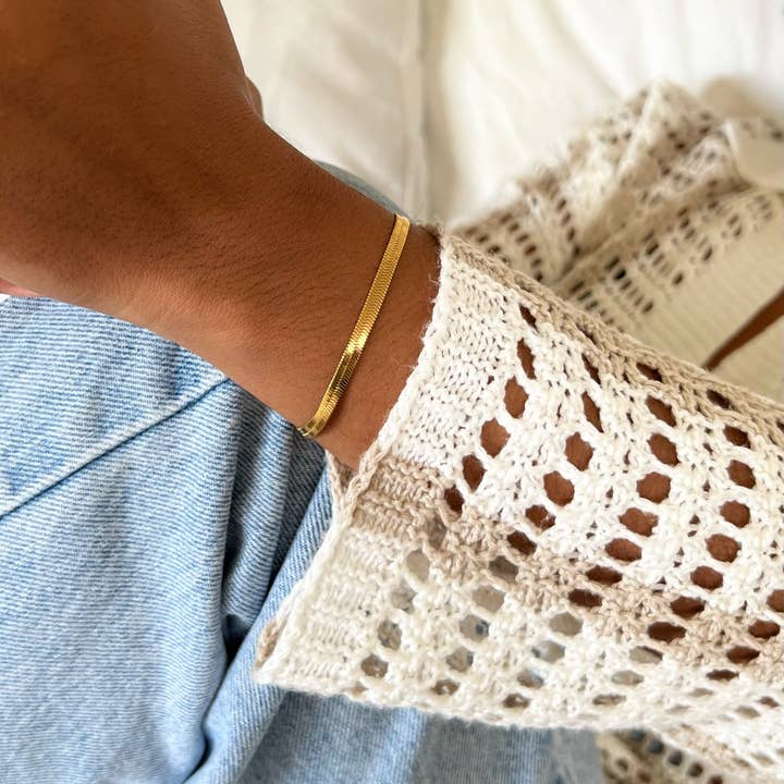 Ellie Vail Jewelry - Wholesale Link & Chain Bracelet - Ellie Vail - Nic Herringbone Chain Bracelet