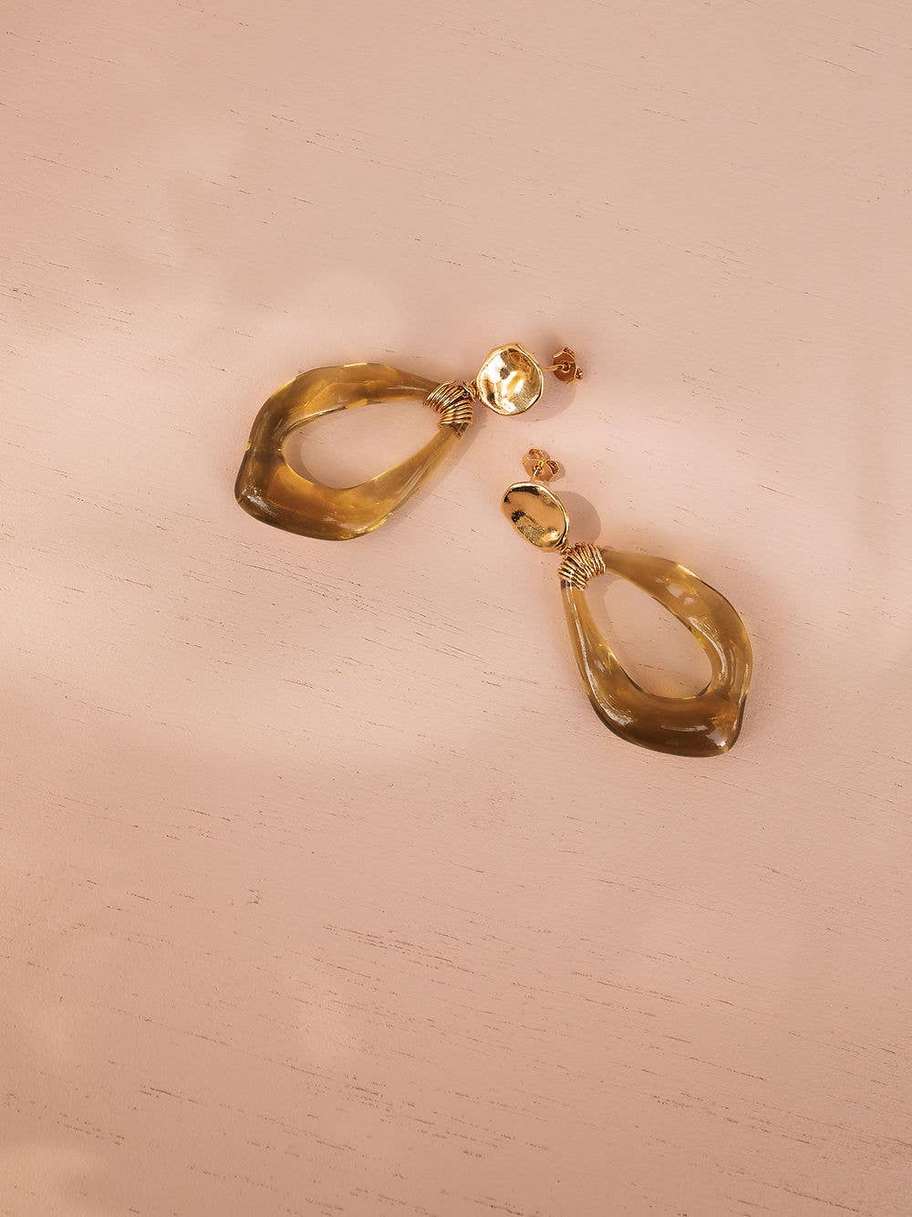 Un de ces Quatre - Wholesale Dangle Earrings - Agathe earrings4